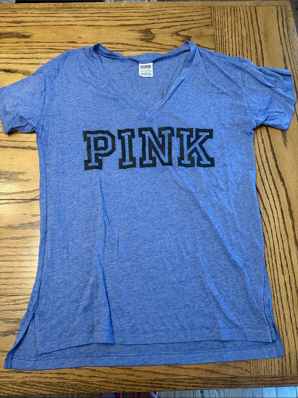 NWOT - XS PINK Victoria's Secret Light Blue V-Neck Logo Tee